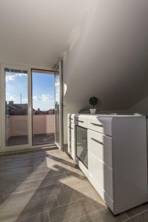 New Apartment Joly Sea View Biograd na Moru Kültér fotó